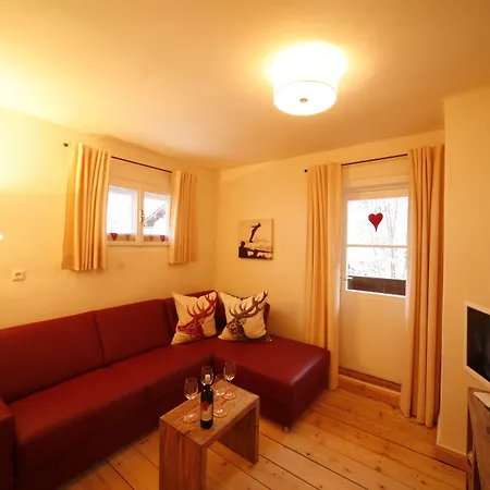Haus Brugger Apartament *